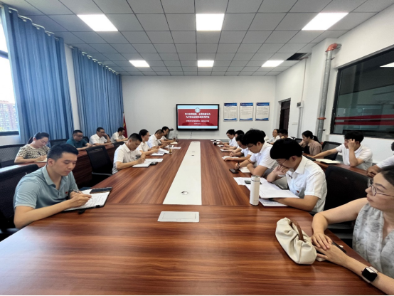 坚守纪律底线，永葆清廉本色——学校党委常委、纪委书记李文娟讲党课